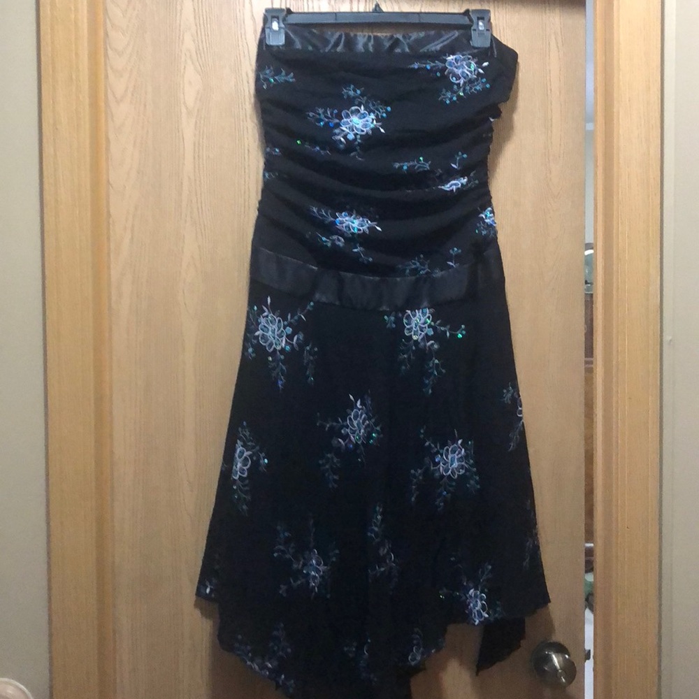 Sleeveless Party Dress